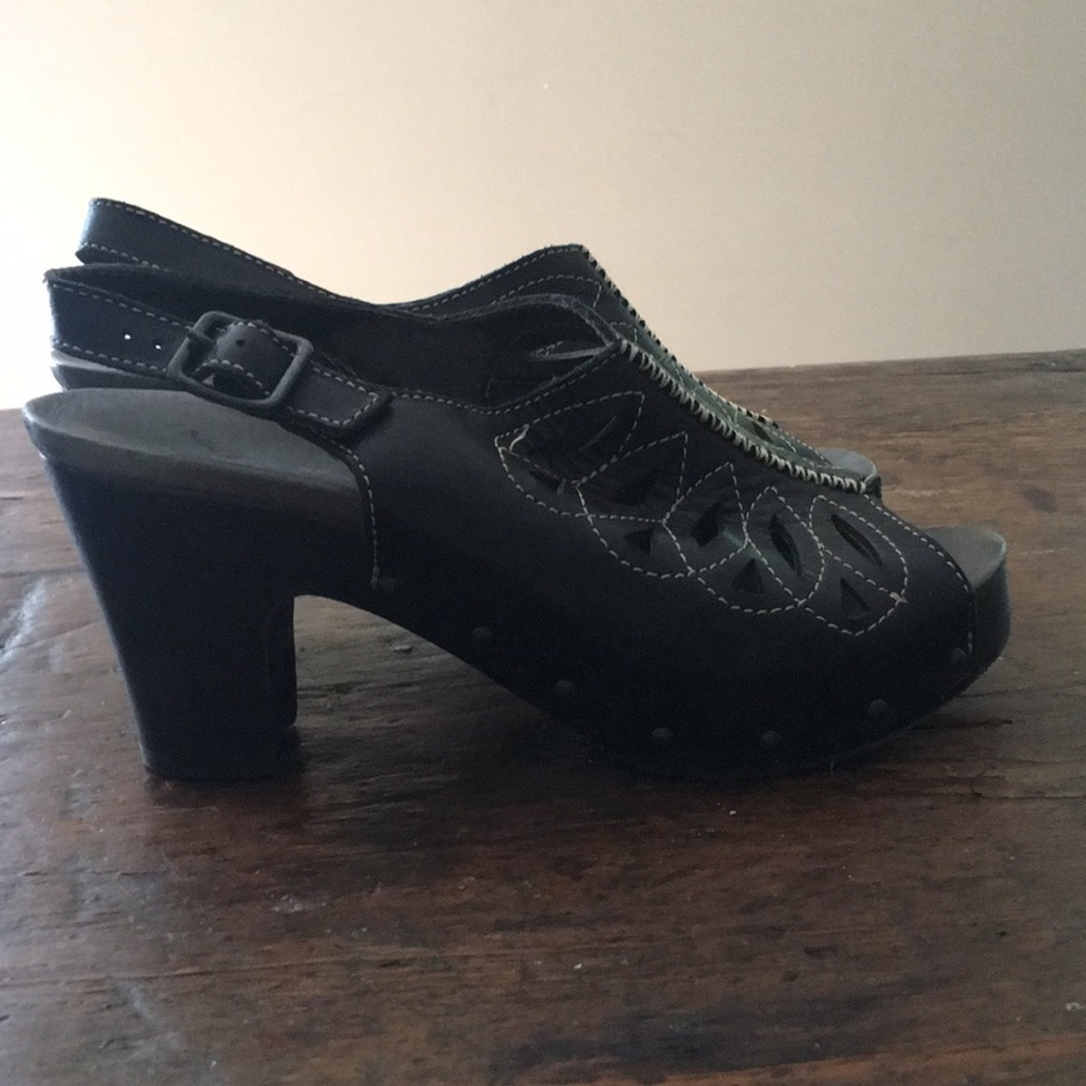 Black Dansko Rowena Clog Sandals